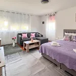 Apartment Lovely In With Wifi